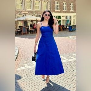 VIRAL NEW ! ZARA POPLUM DRESS SIZE XS 
🚨FIRM PRICE NO DISCOUNT ON THIS DRESS